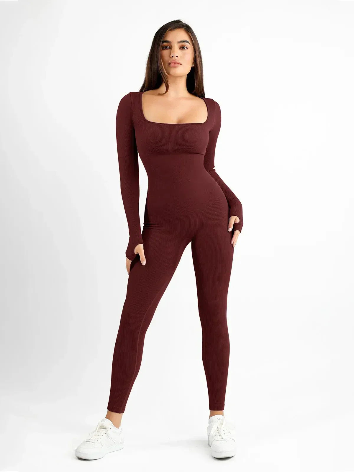 SÖMLÖS SLIMMING JUMPSUIT – INBYGGD SHAPEWEAR OCH BH-STÖD